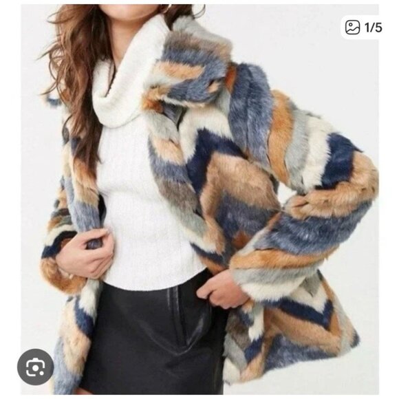Forever 21 Faux Fur Colorful Chevron Hooded Coat  Unique Mob Wife Retro Bold M - Picture 3 of 13